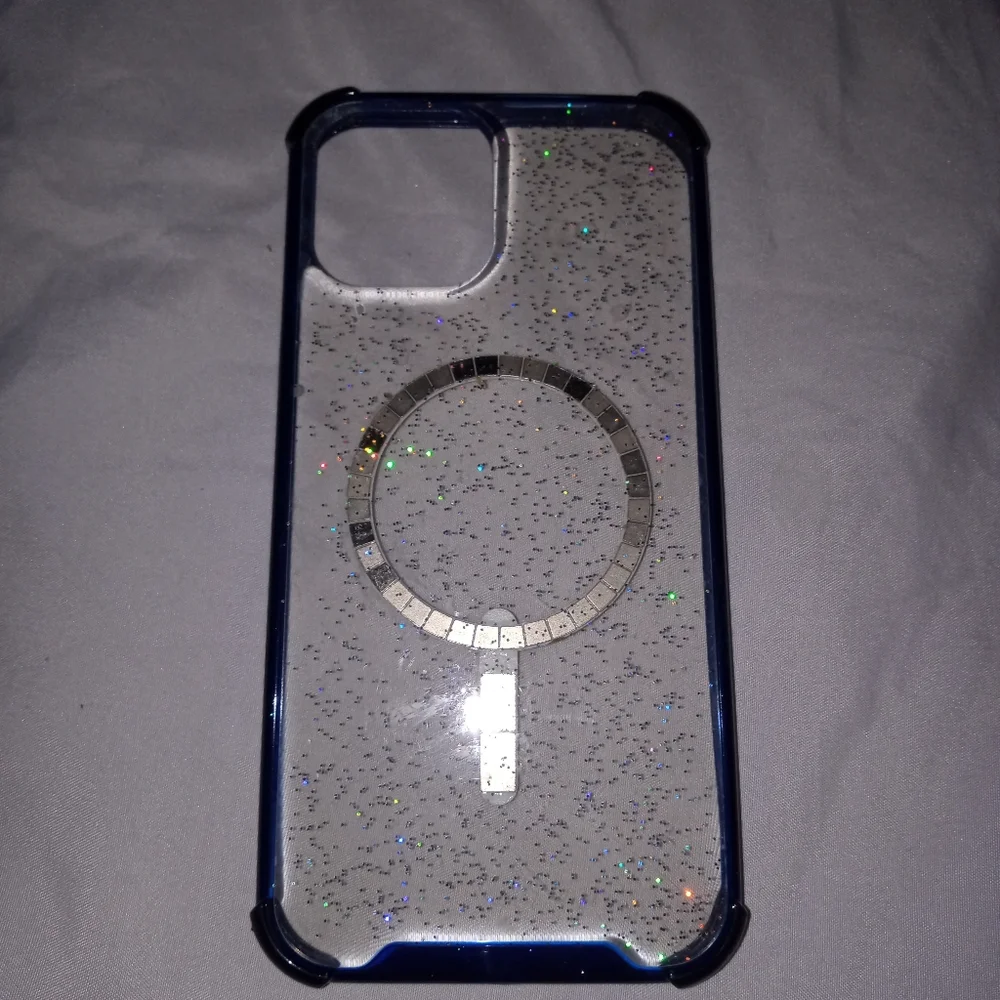 iPhone pro Max case🔥 - Picture 1 of 4